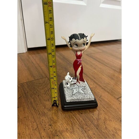 Rare 2004 King Features Syndicate Betty Boop Movie Star With Pudgy - Picture 2 of 6